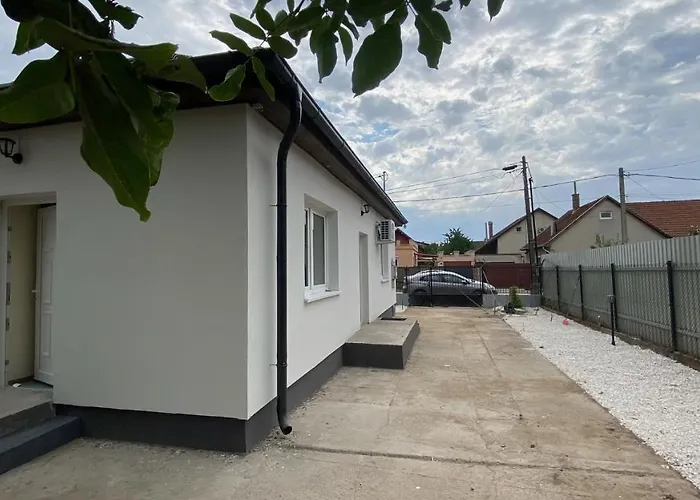 Апартаменты Night & Flight Airport